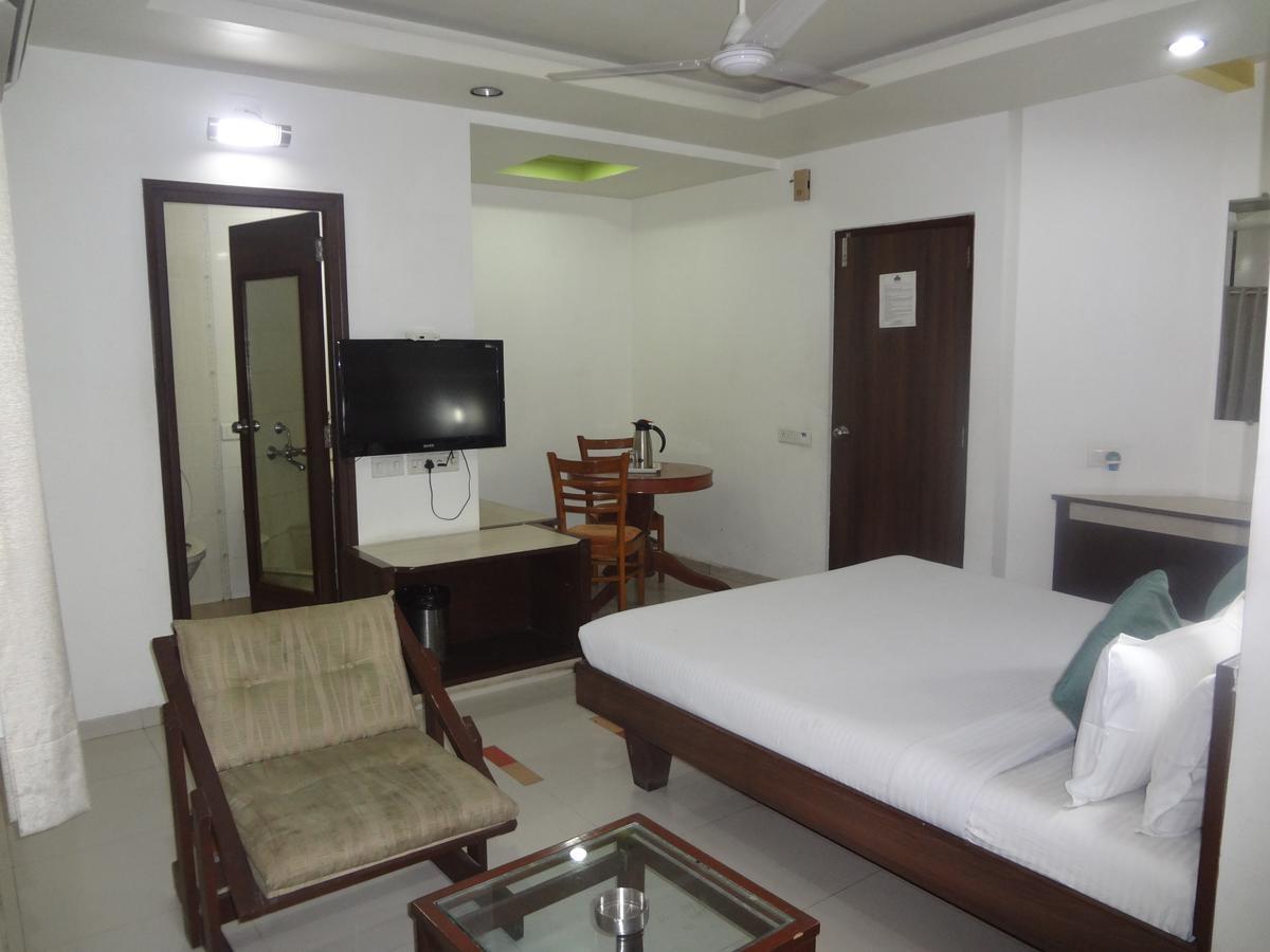 Hotel Airport Residency Ahmedabad Eksteriør billede