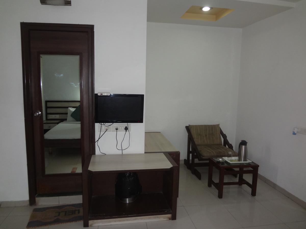 Hotel Airport Residency Ahmedabad Eksteriør billede