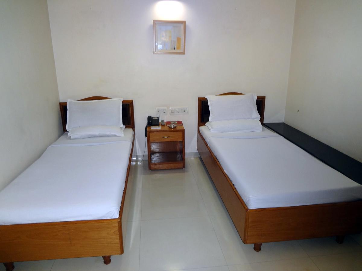 Hotel Airport Residency Ahmedabad Eksteriør billede