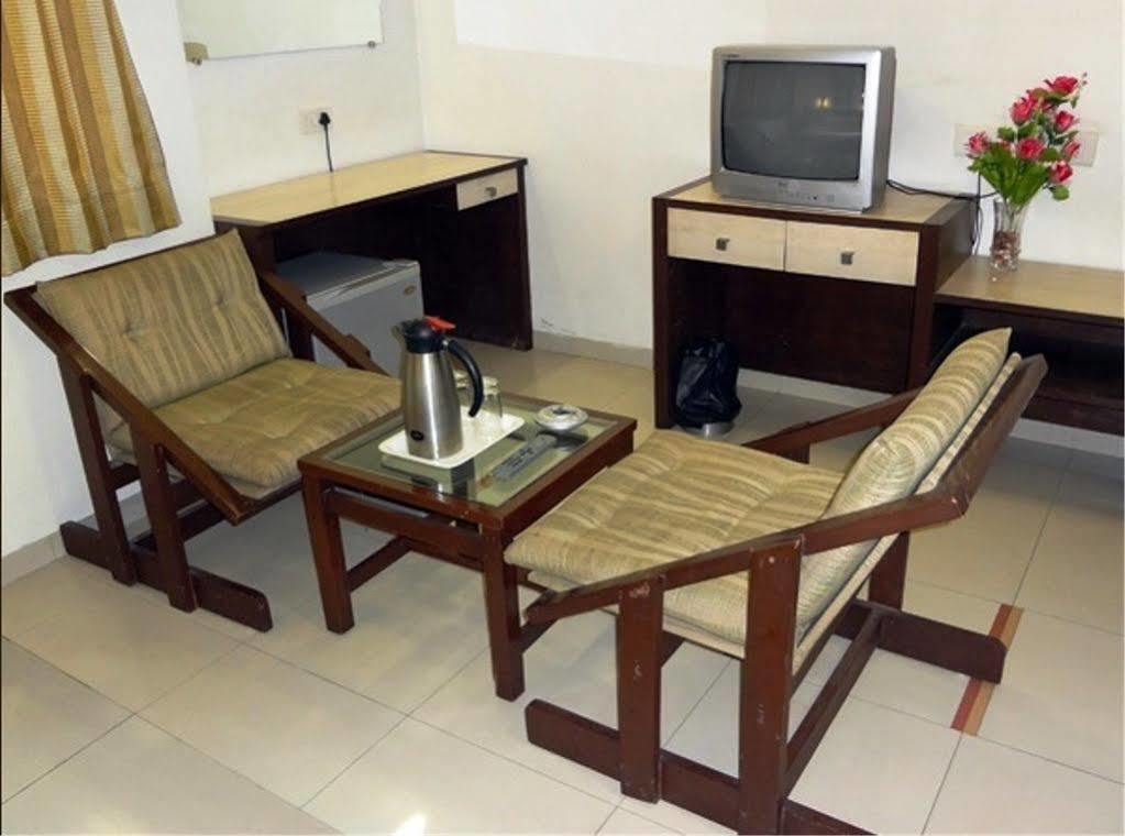 Hotel Airport Residency Ahmedabad Eksteriør billede