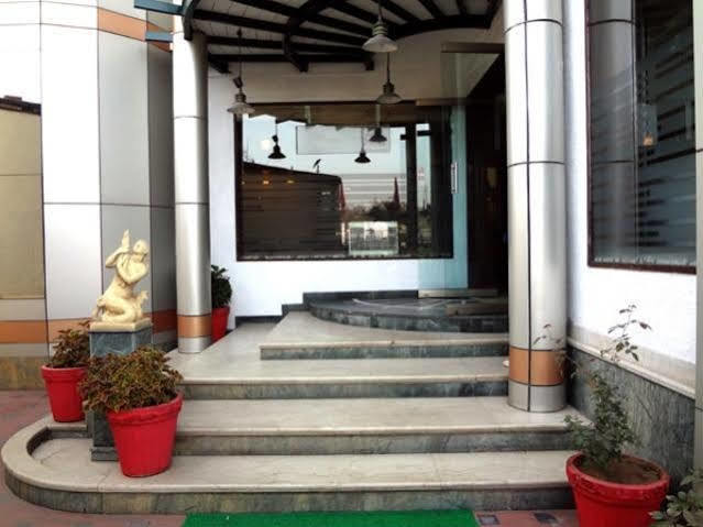 Hotel Airport Residency Ahmedabad Eksteriør billede