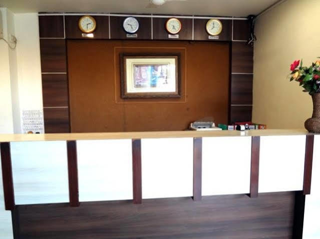 Hotel Airport Residency Ahmedabad Eksteriør billede